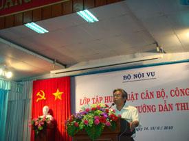 Lớp tập huấn Luật Cán bộ, công chức tại Thành phố Hồ Chí Minh